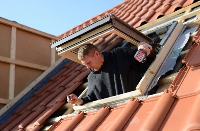 Pose de fenêtres de toit Velux à Martot